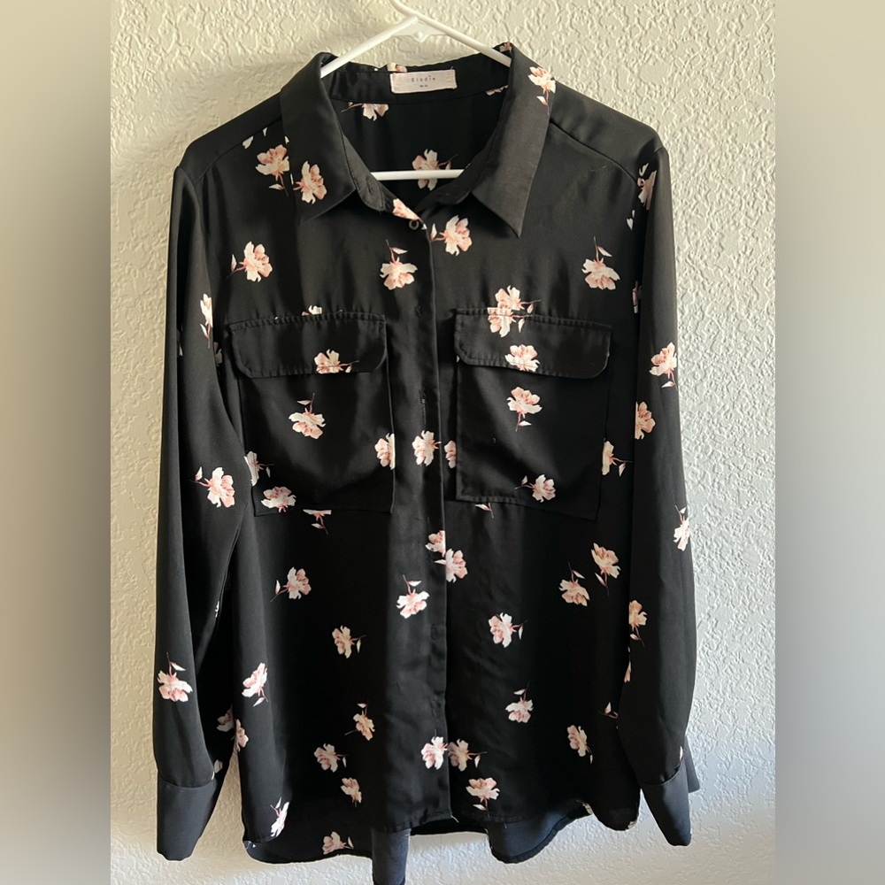 Woman’s long sleeve Blouse